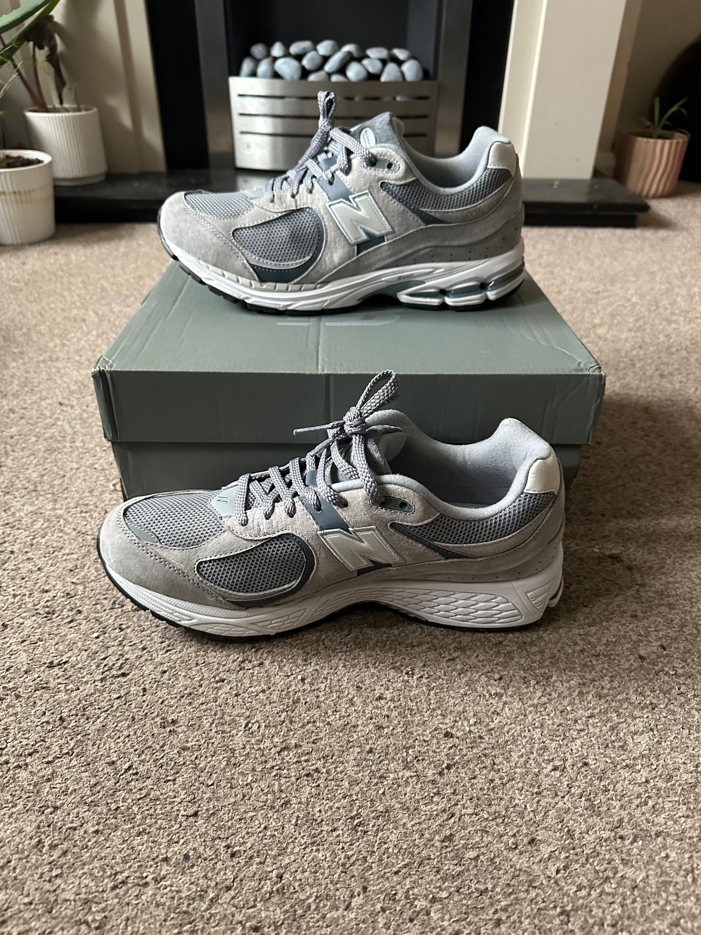 2002r New Balance Mens Trainers Uk Steel Lead - Grey