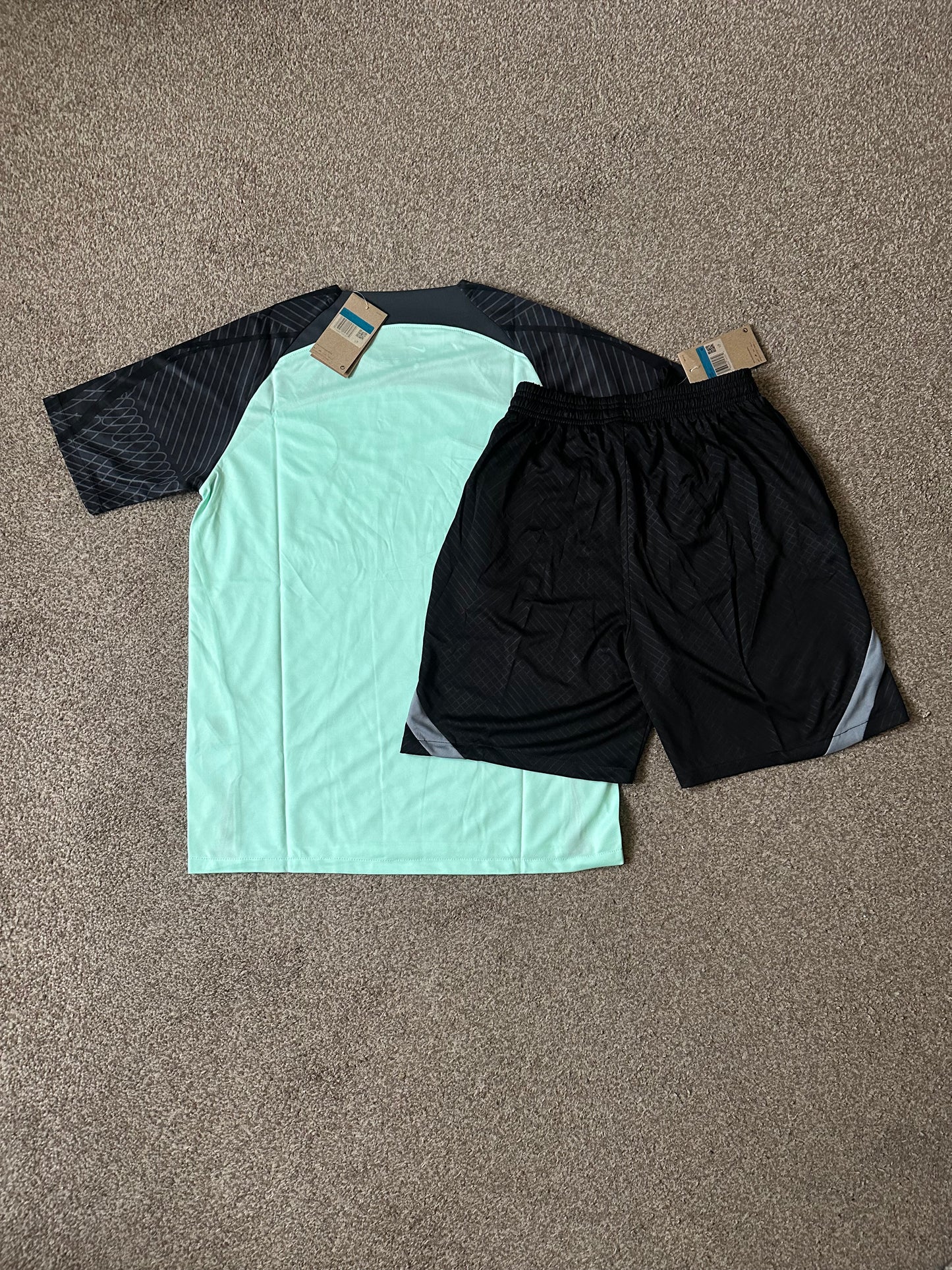 Chelsea Top & Shorts Set - Mint Green