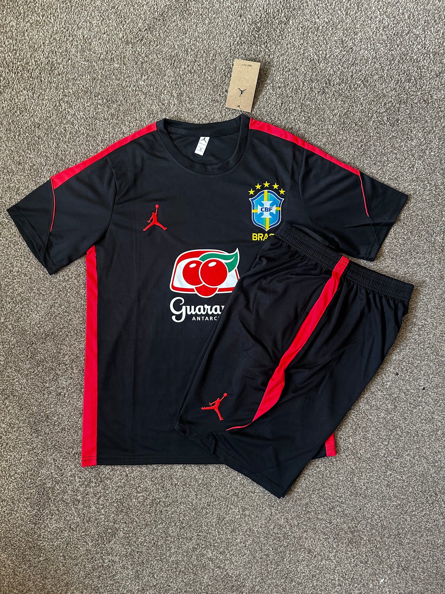 Brazil 2026/27 Black & Red Training Set