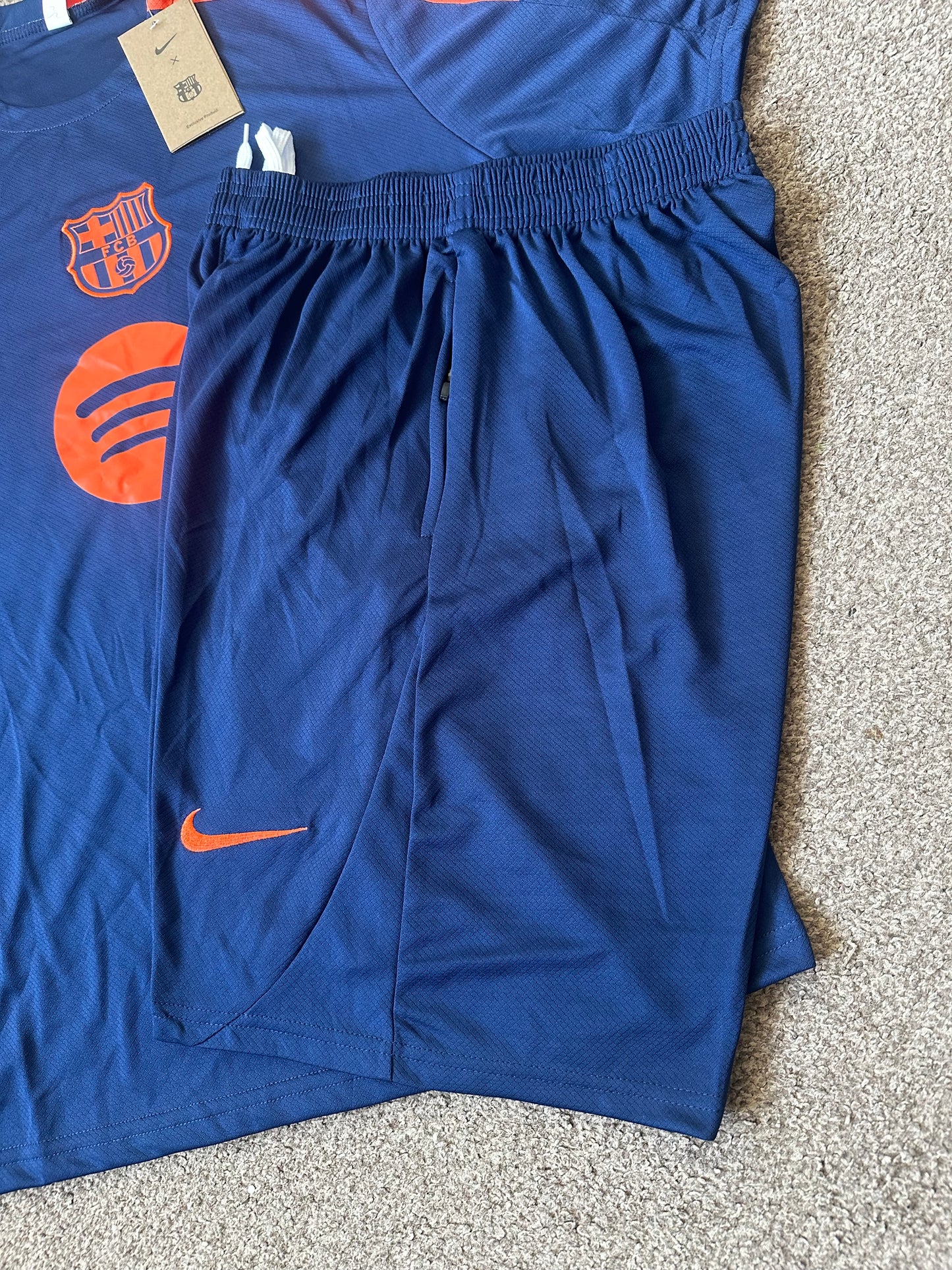 Barcelona 24/25 Navy Training Set