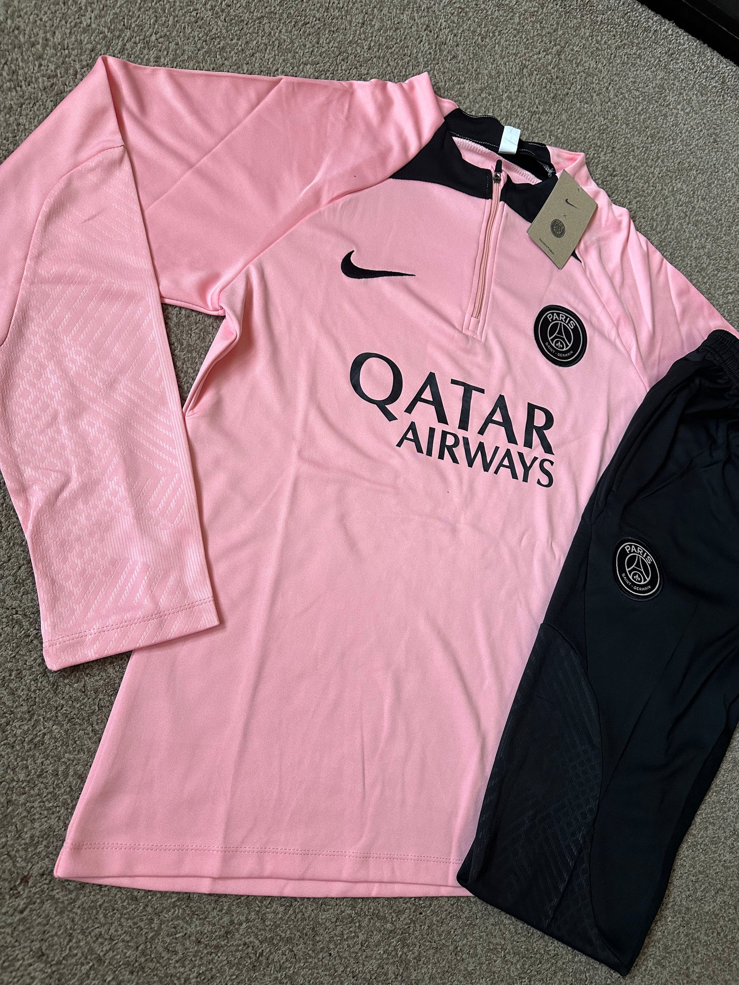 PSG Tracksuit 23/24 - Pink/Black