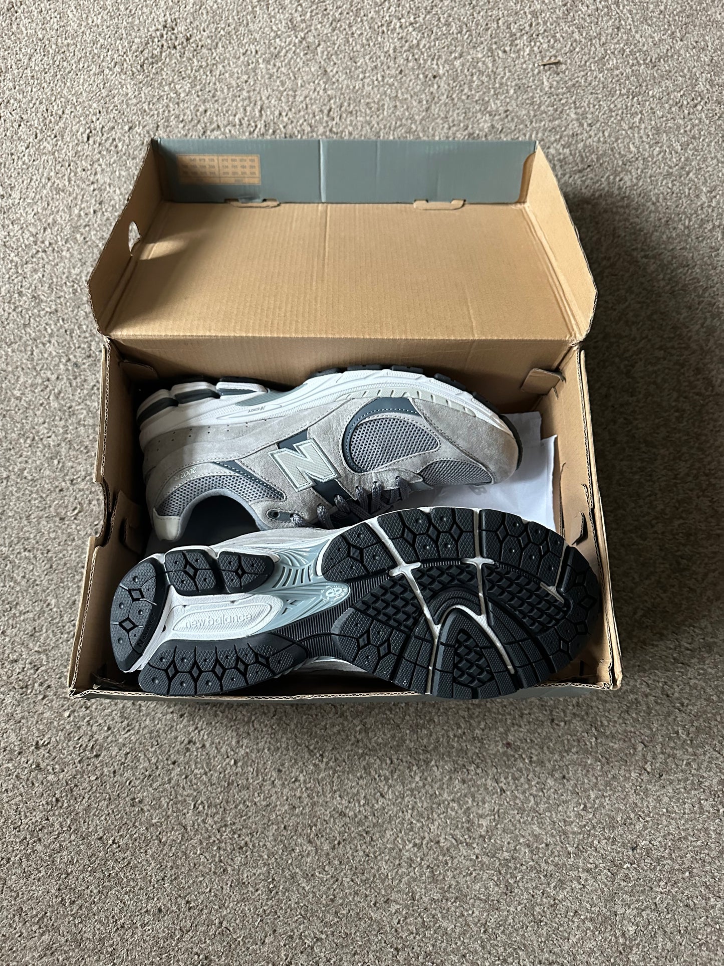 2002r New Balance Mens Trainers Uk Steel Lead - Grey