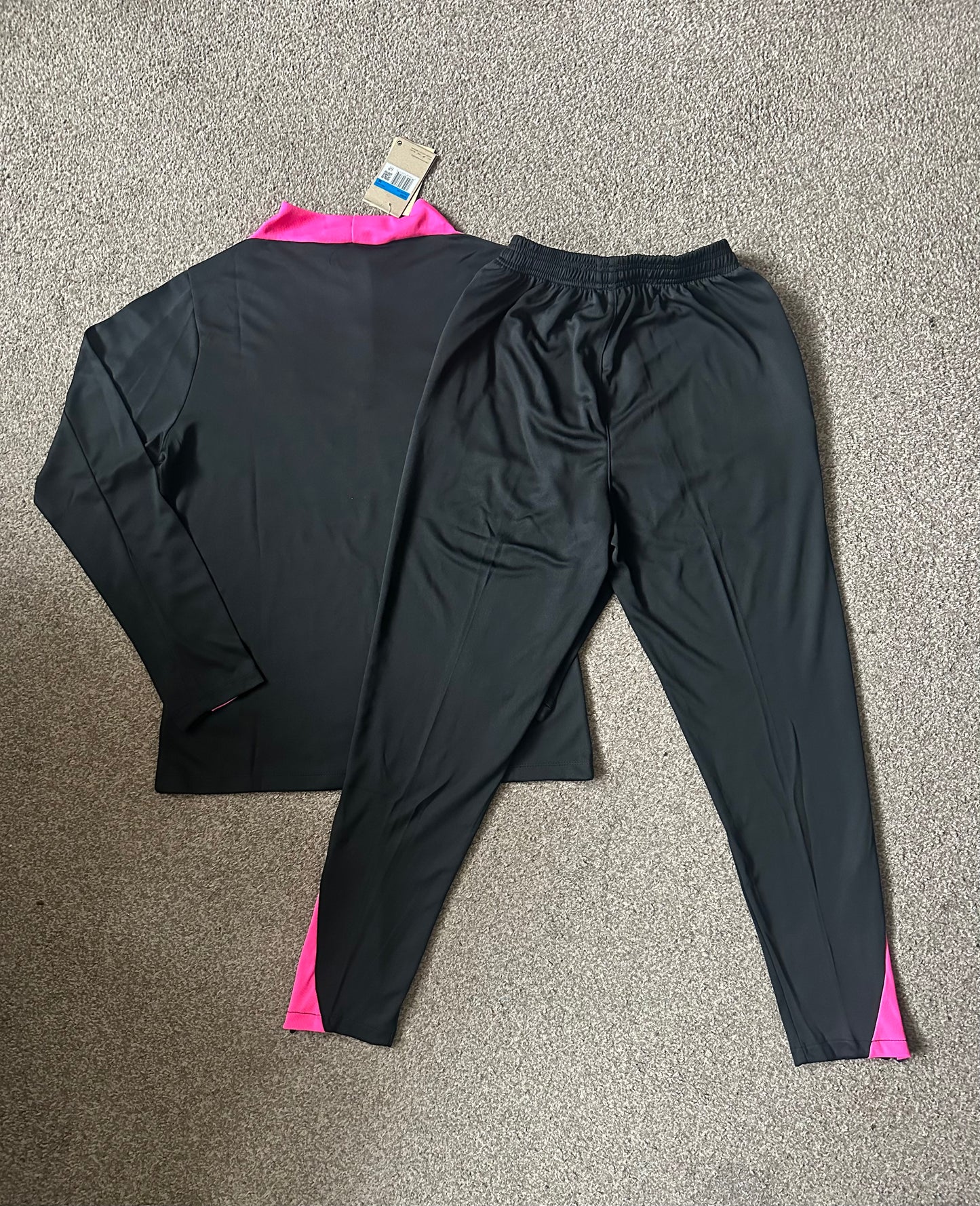 Chelsea Tracksuit 24/25 - Black/Pink
