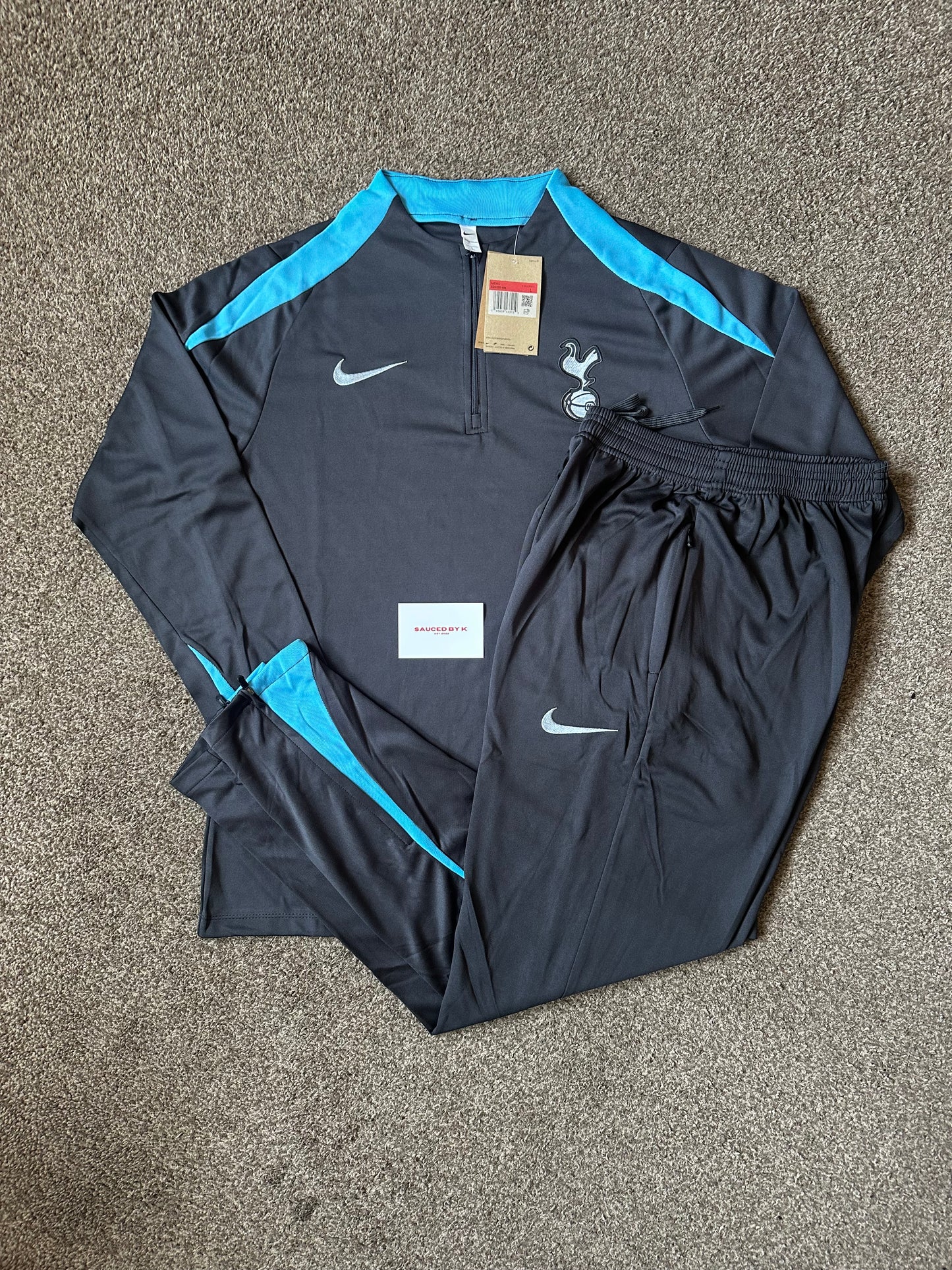 Tottenham Hotspur Tracksuit 24/25 - Dark Grey/Baby Blue